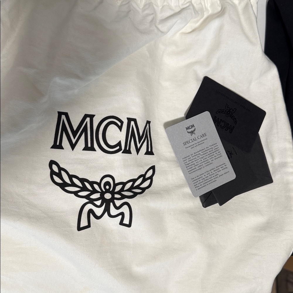 MCM Ebony Belt Bag - Picture 4 of 4